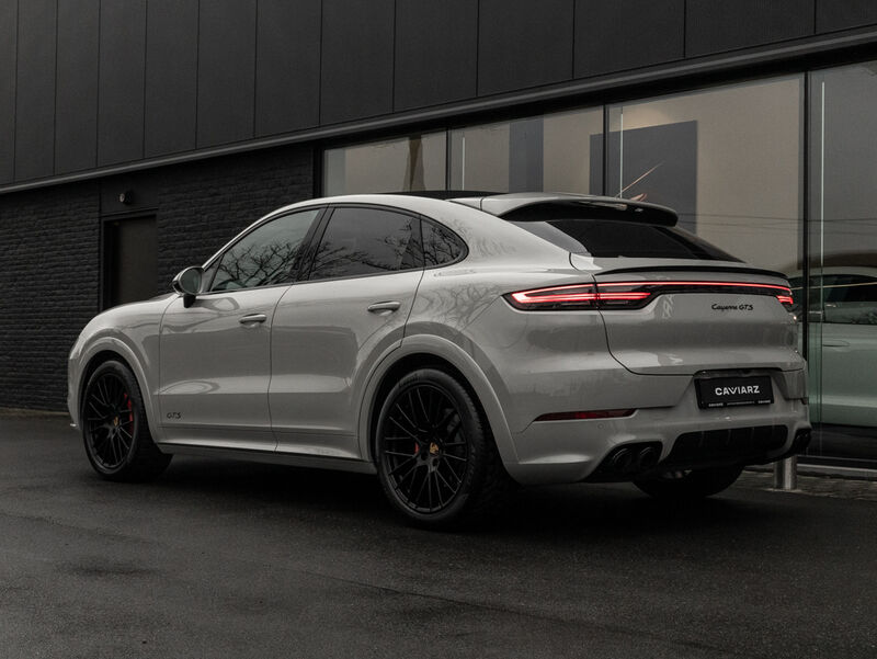 Porsche cayenne crayon
